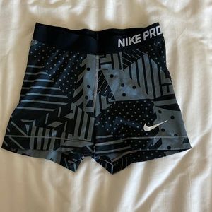 Nike Pro Shorts Black and Grey Geometric Pattern